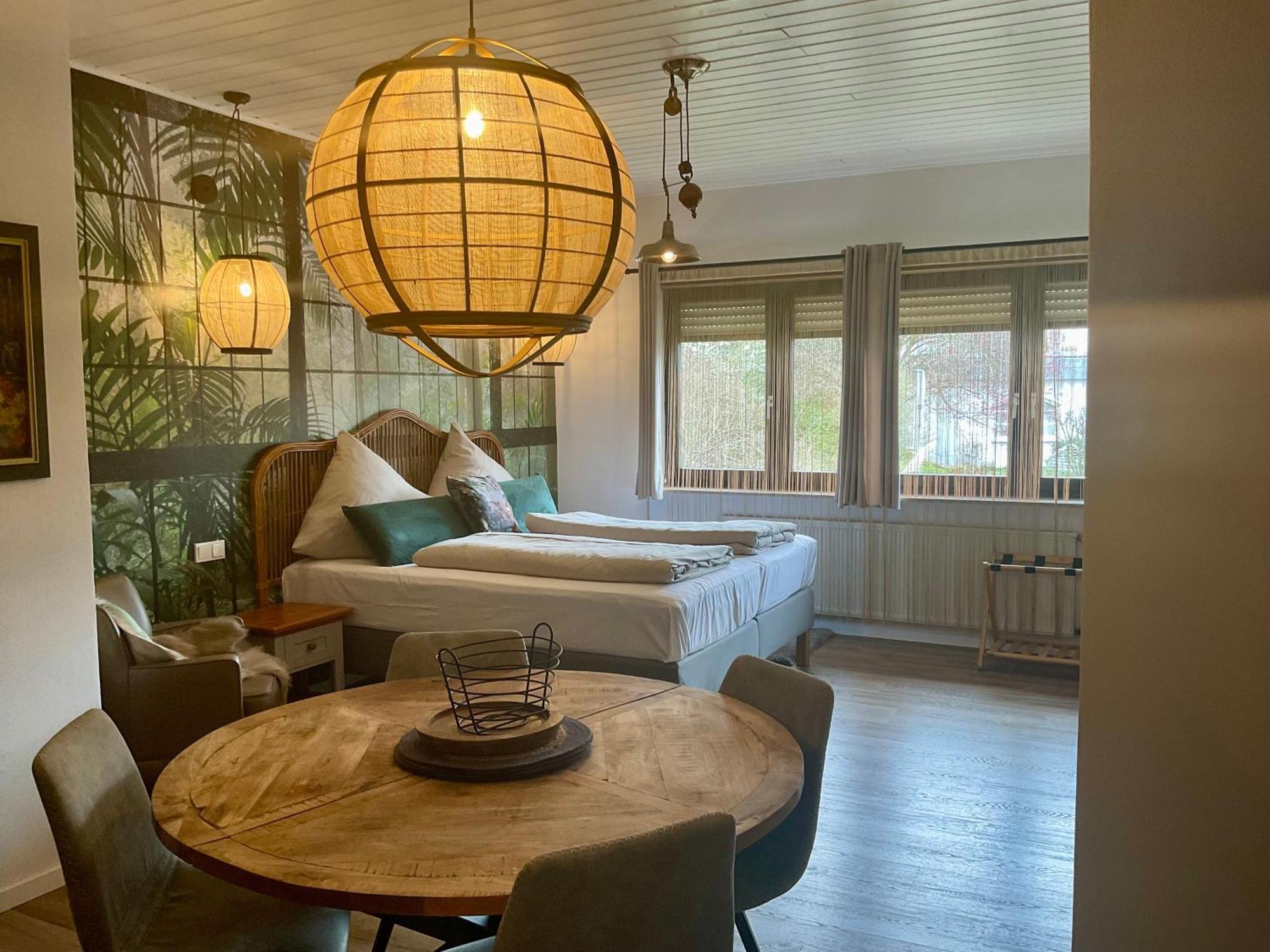 Zu Jeddelohs Bungalows & Apartments -Adult Friendly 글라덴바흐 외부 사진